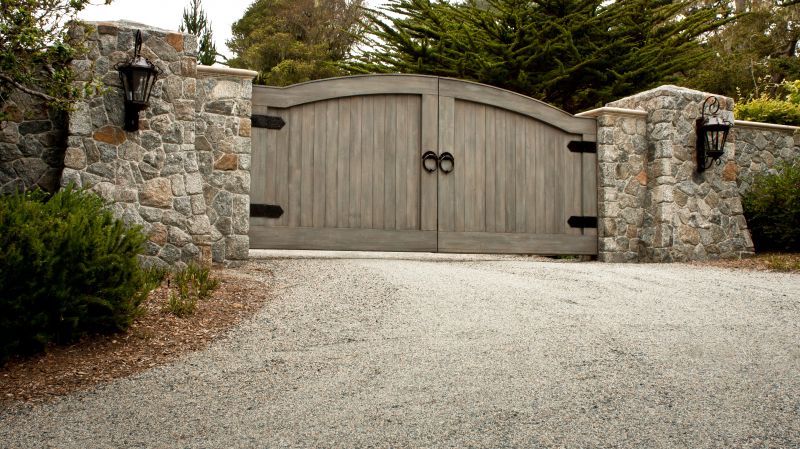 driveway gate installation and repair