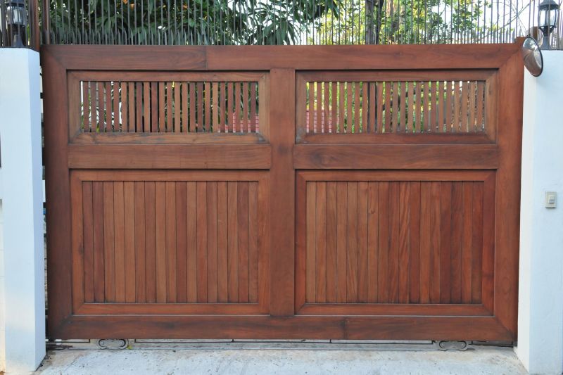 Driveway Gate Installation And Repair