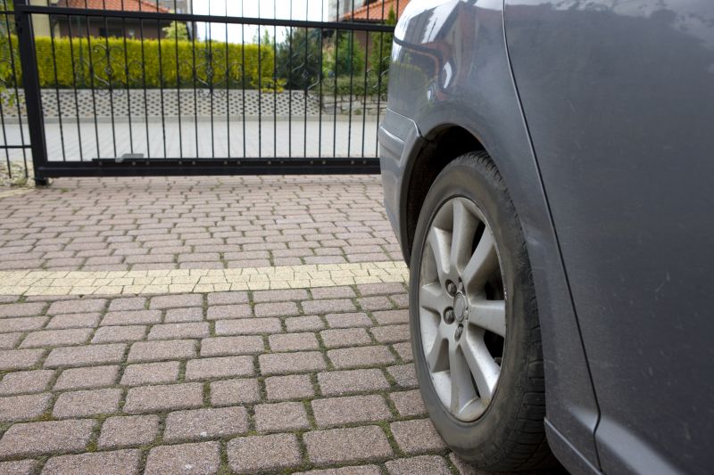 Driveway Gate Installation And Repair